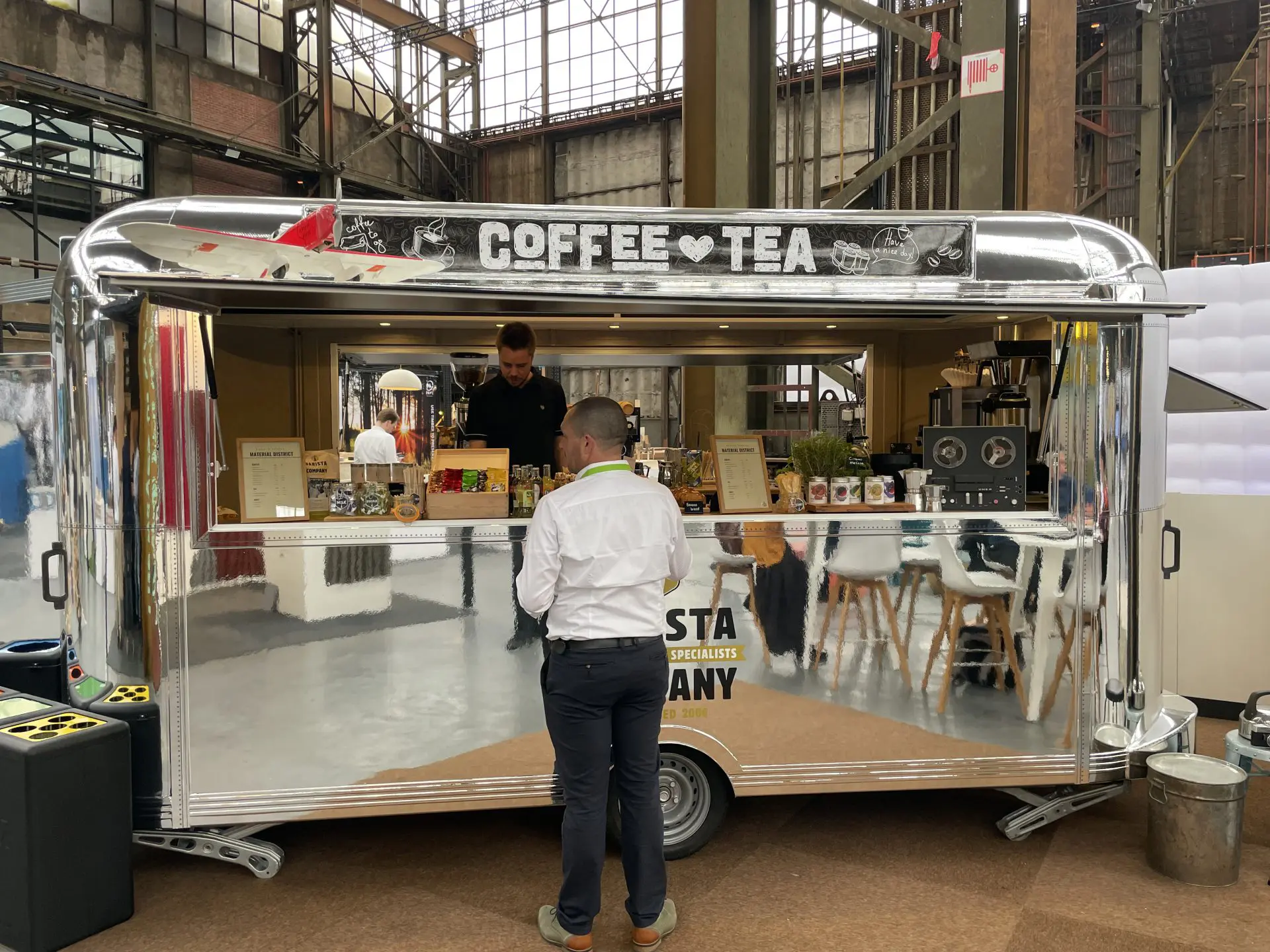 koffie counter op evenement