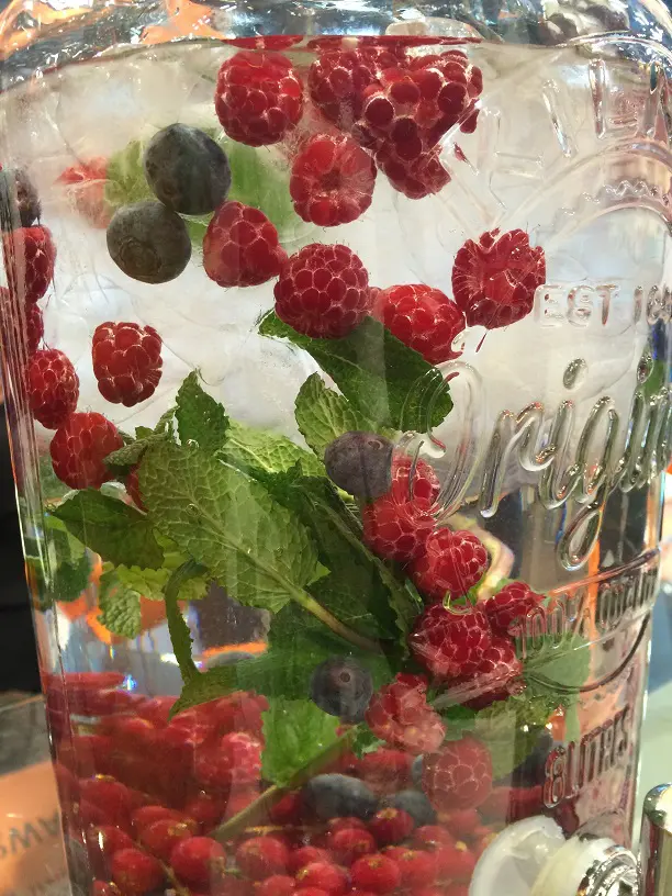 kan met infused water